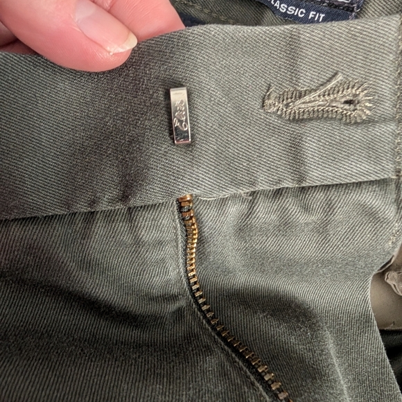 Dockers Men's Dark Olive Chinos Size 34x31 (EUC) - Picture 5 of 14